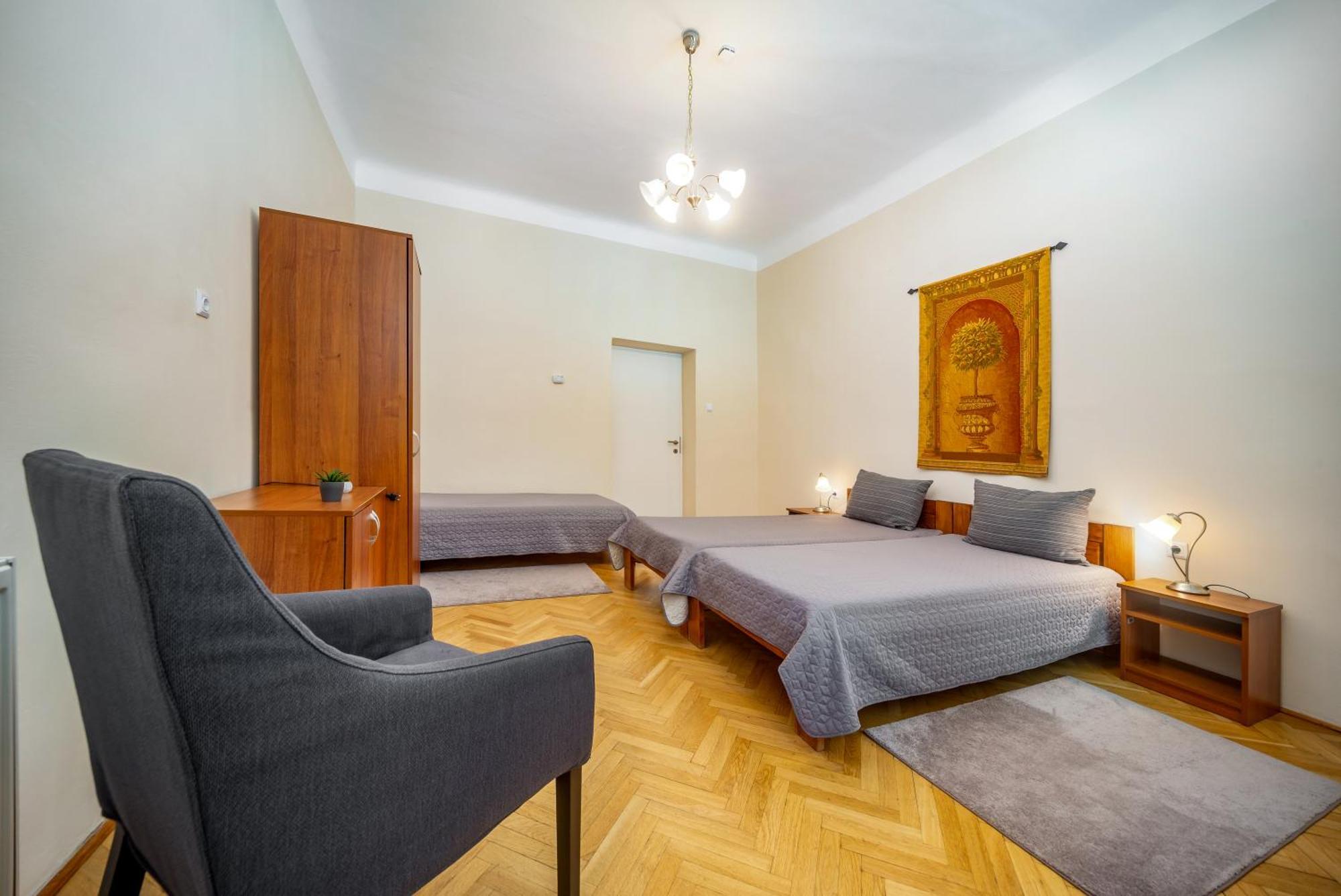 Kastely Ueduelohaz, Karolyi-kastely Fuezerradvany Apartment Fuzerradvany